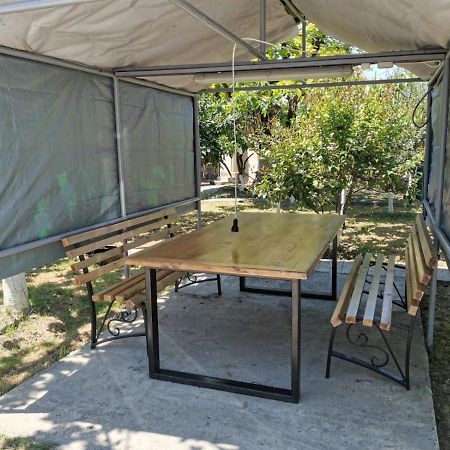 Vacation Home On Krasnomayakskaya 36 Σουχούμι Εξωτερικό φωτογραφία